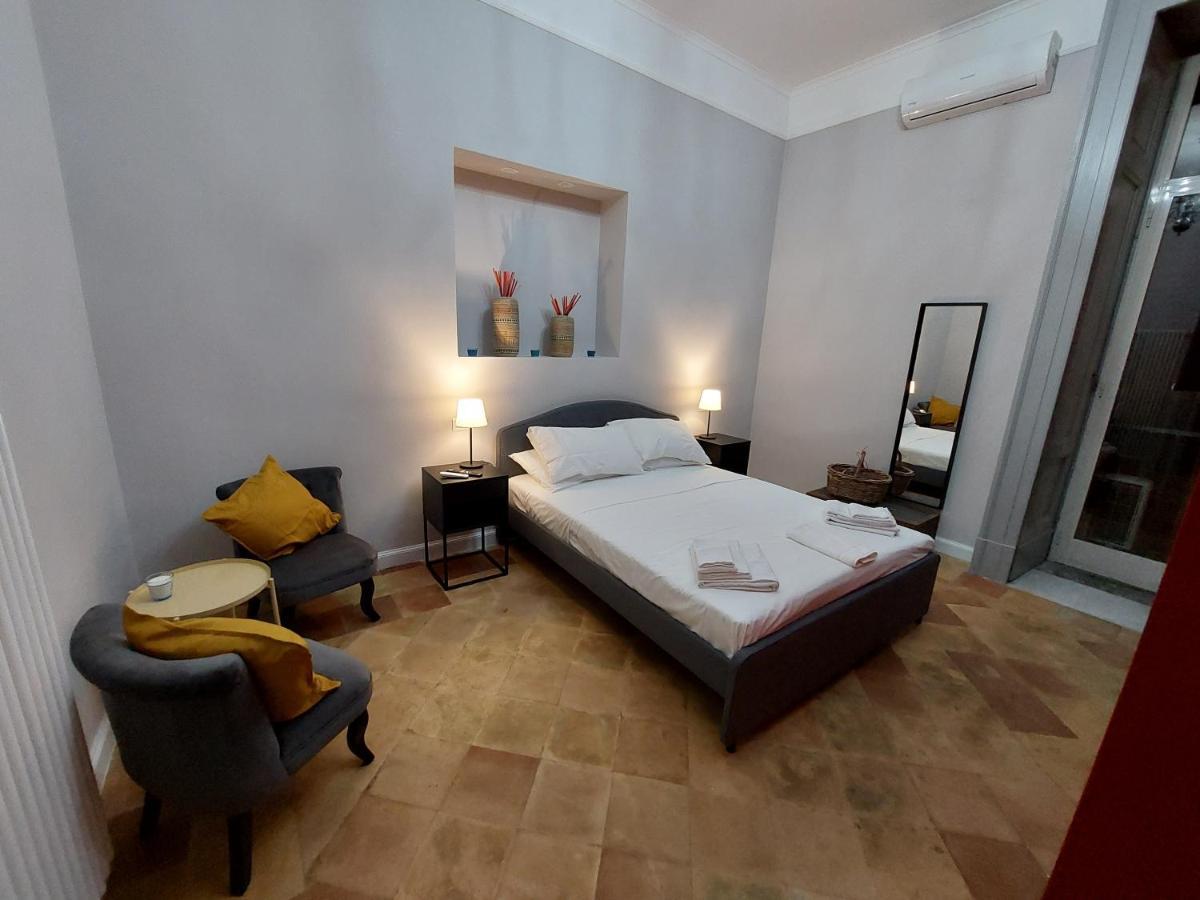 B&B O' Panar Al Duomo Neapol Zewnętrze zdjęcie